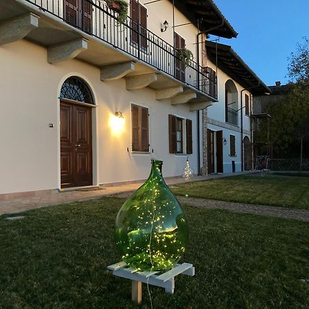 Casa Vacanze Martina Castagnole delle Lanze Ngoại thất bức ảnh