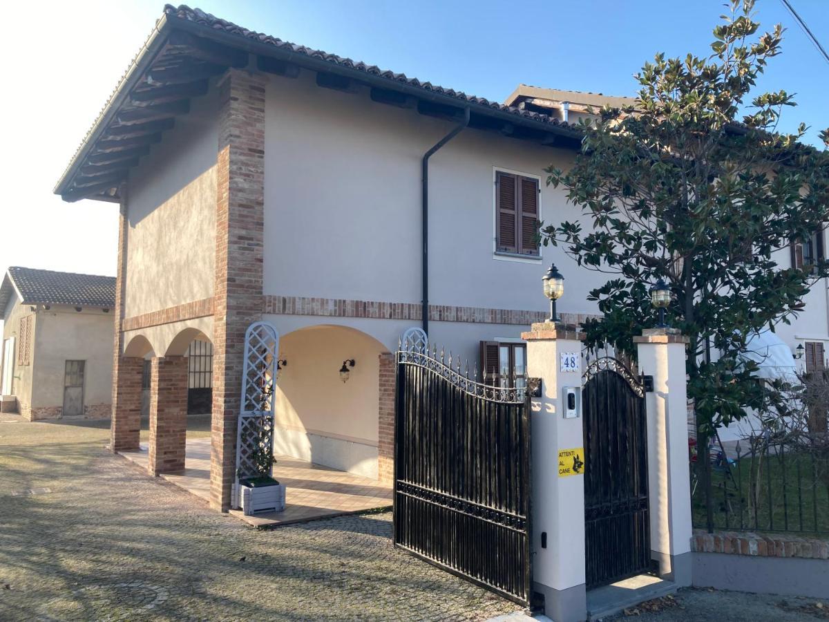 Casa Vacanze Martina Castagnole delle Lanze Ngoại thất bức ảnh